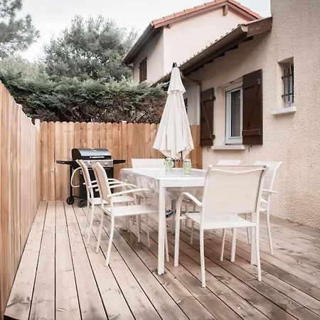 Maison 4 Personnes Bordure Foret Дом отдыха *